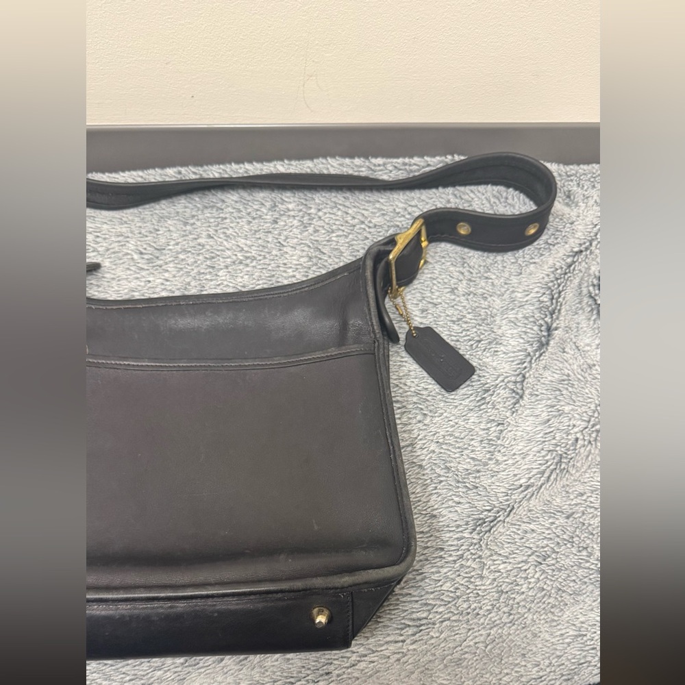Coach Black Leather Crossbody Bag vintage - Picture 3 of 10